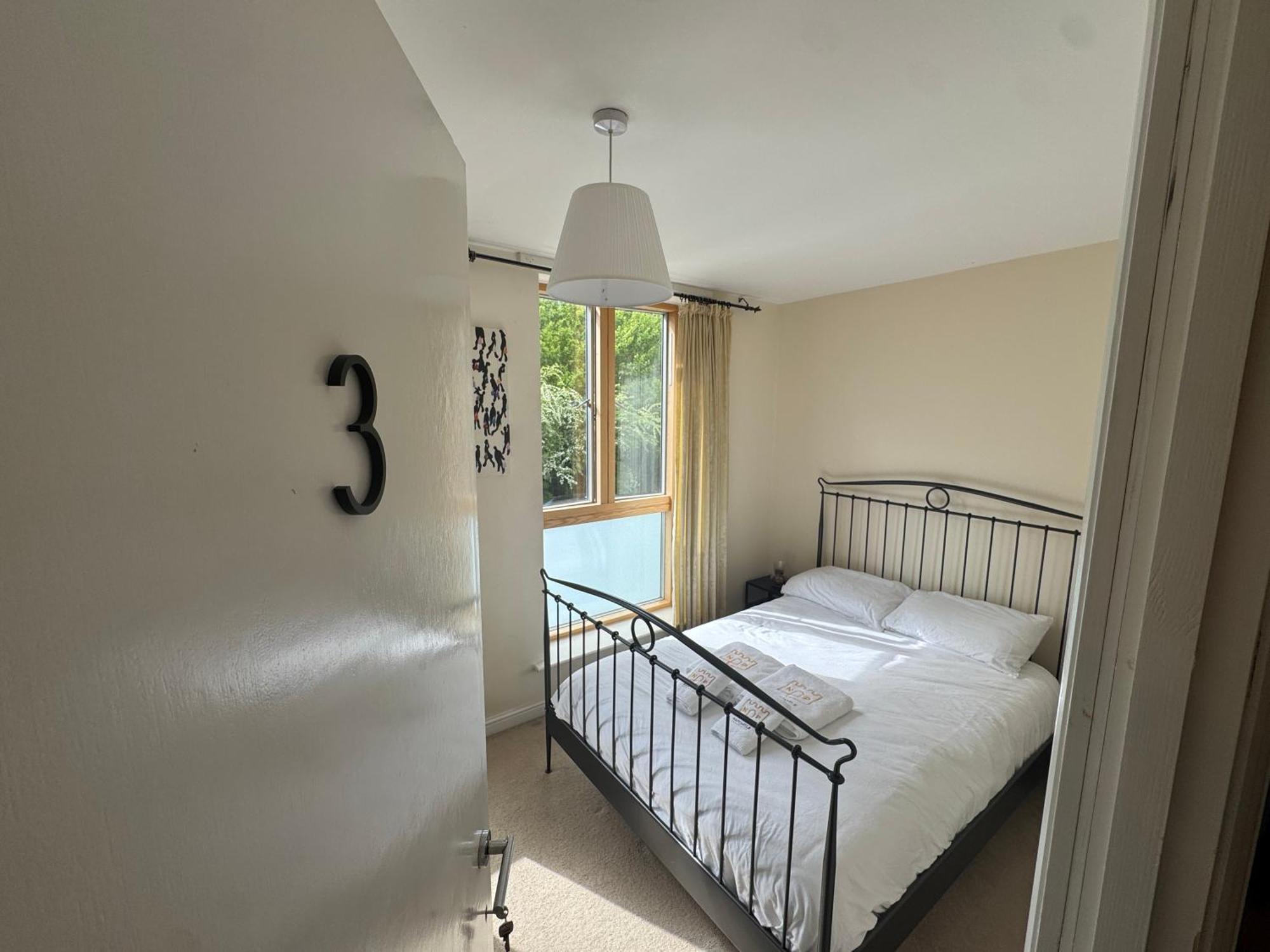 Napcastle Caledonian Park Otel Londra Dış mekan fotoğraf